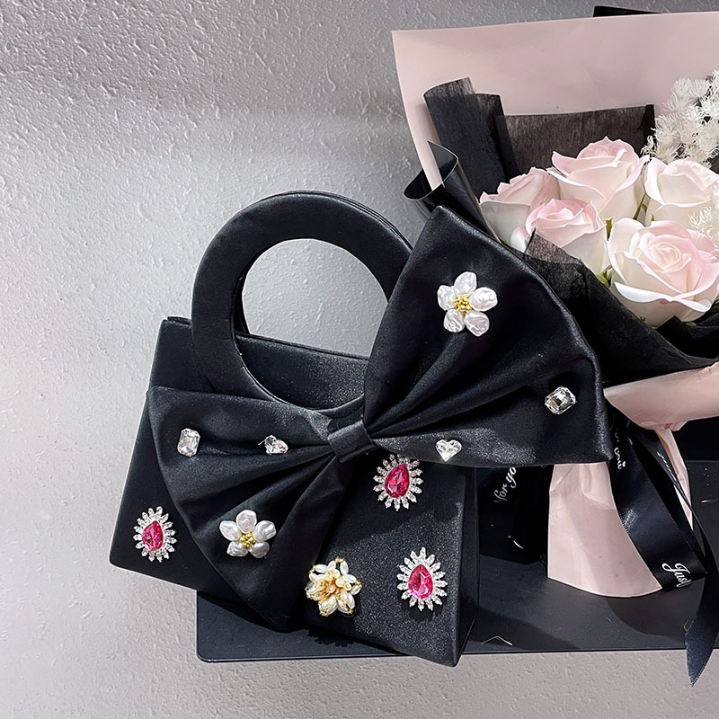 Torebki wieczorowe z perłami,  – Women'S Fashion Boutique recenzja i cena