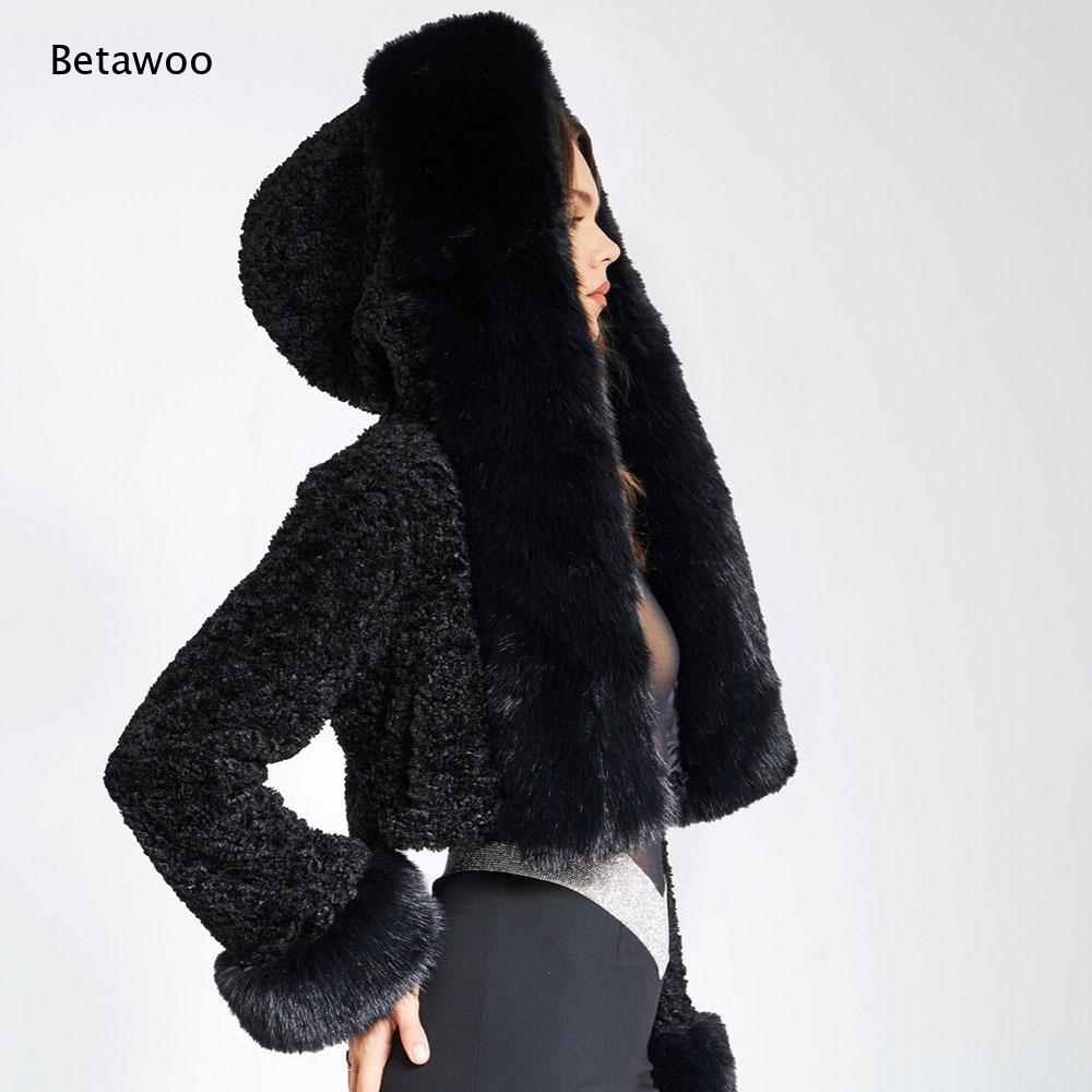 Damska kurtka teddy z krótkim  – Sherpa Coat Women recenzja i cena