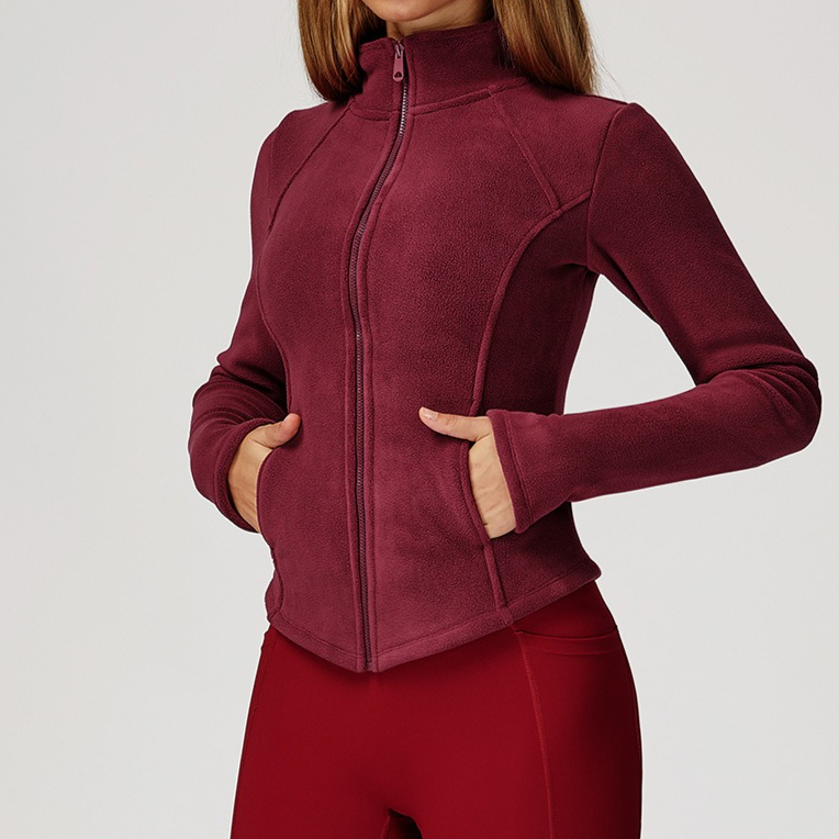 Kurtka do jogi z polaru sherpa – Sherpa Coat Women recenzja i cena