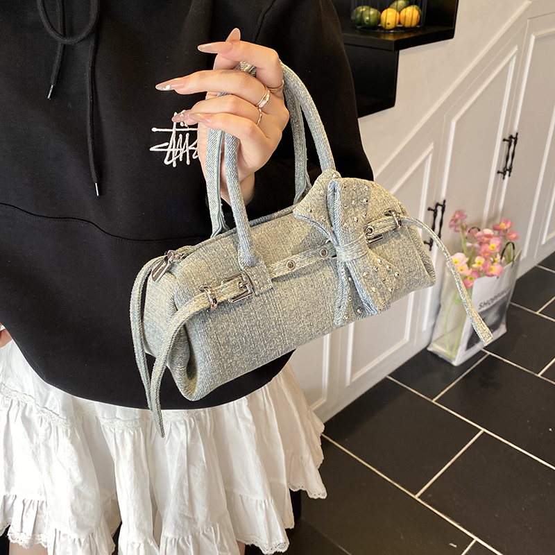 Słodka Torebka Bowlingowa z Ko – Women'S Fashion Boutique recenzja i cena